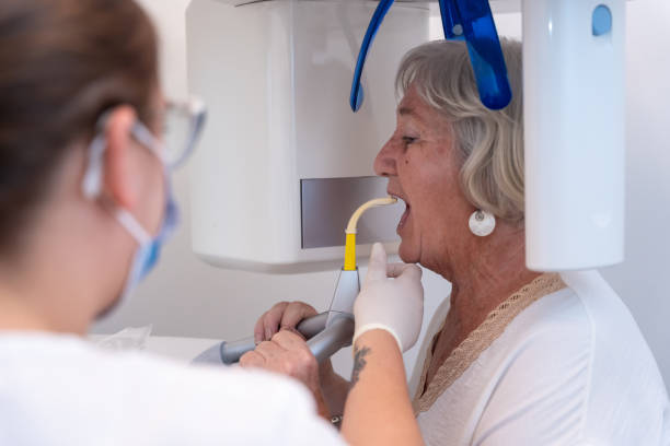 Best Emergency Tooth Extraction in Creston, IA